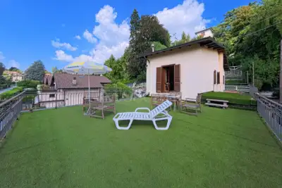 Villa in vendita, Via Alfredo Oriani, Varese