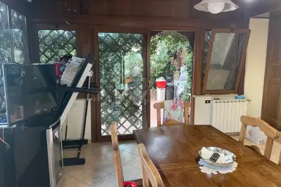 Attico in vendita, via tito livio, Pomezia