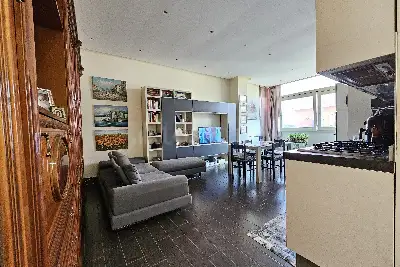 Casa in vendita, Via Olanda, Pomezia