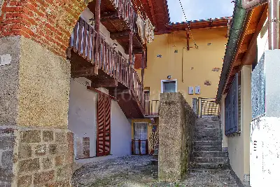 Casa Indipendente in vendita, Via Argentera, Cadegliano-Viconago
