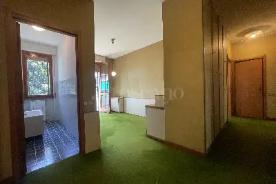 Casa in vendita, Via dei Ciclamini, Milano