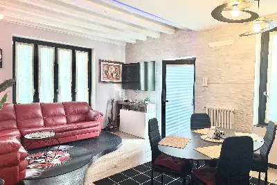 Casa in vendita,  Via Pergola, Moniga del Garda