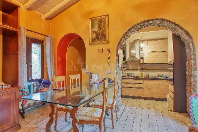 Casa Indipendente in vendita, Via Pradaccio, Cadegliano-Viconago