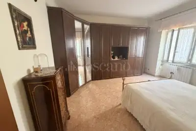 Casa in vendita, Via Virgilio, Pomezia