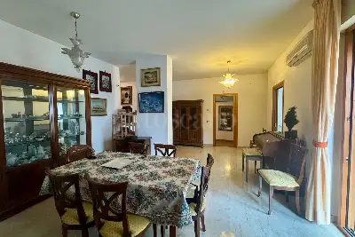 Casa in affitto, Via Ugo Ojetti, Roma