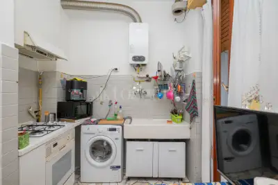 Casa in vendita, Via Francesco Arese 20, Milano