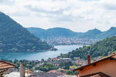Casa Indipendente in vendita, Via Cesare Battisti, Cernobbio