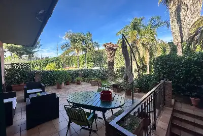 Villa in vendita, Via C. Colombo, San Pietro Clarenza