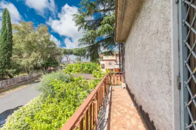Casa in vendita, Via Urzulei, Roma
