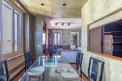 Casa in vendita, Via Giovanni Battista Morgagni, Milano