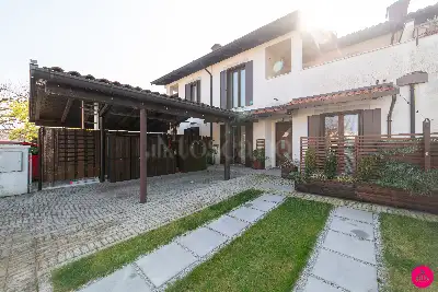 Villino a Schiera in vendita, Via John Fitzgerald Kennedy, Roveredo in Piano