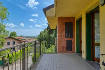 Casa in vendita, Via Angelo Schieppati, Viggiù