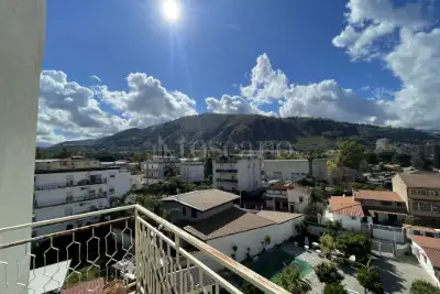 Casa in vendita, via Sarah Ferrati, Palermo