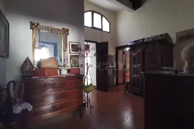 Casa in vendita, Via San Pietro, Siena