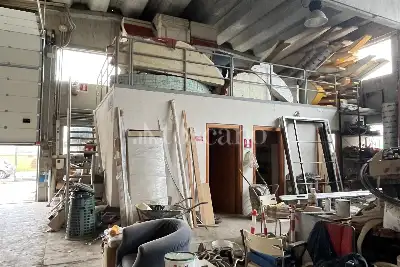 Capannone in vendita, Strada della Paiola, Cura Carpignano