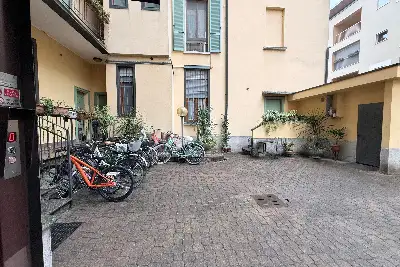 Casa in vendita, Via San Bernardo 22/8, Milano