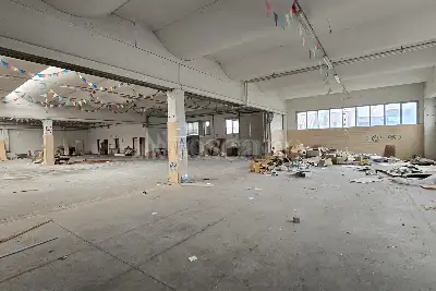 Capannone in vendita, Via Gambolina, Vigevano