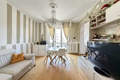 Casa in vendita, Via Angelo Inganni, Milano