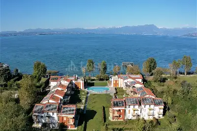 Casa in vendita, Lungolago Giuseppe Garibaldi, Peschiera del Garda