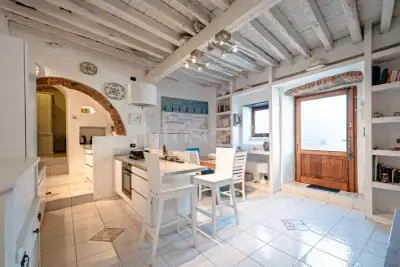 Casa in vendita, Via Romana di Quarto, Genova