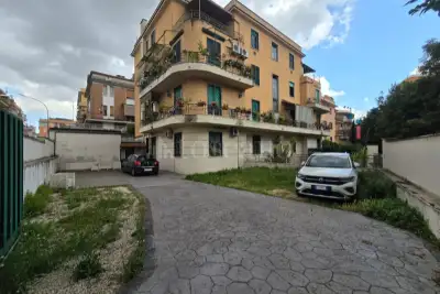 Ufficio in affitto, Via Albano , Roma