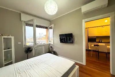 Casa in vendita, Via Mascarella, Bologna