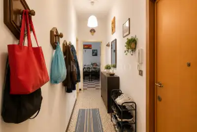 Casa in vendita, Via Legnone, Milano