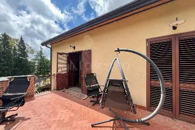 Villa Bifamiliare in vendita, Nicolosi - Ai Pini, Nicolosi