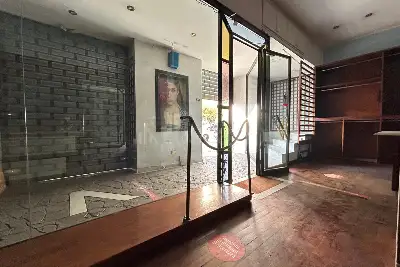 Negozio in vendita, Via Fonteiana, Roma