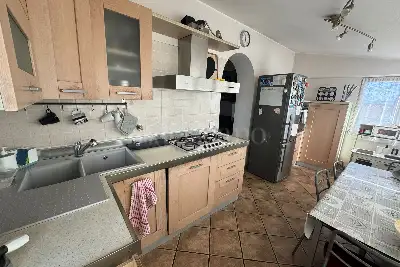 Casa in vendita, Via Foscolo Montini, Fiumicino