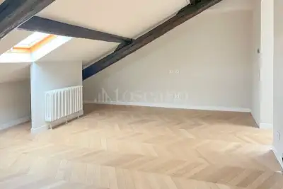 Casa in vendita, Via Cadore 10, Milano
