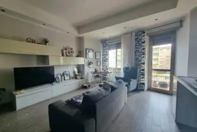 Casa in vendita, Via Tuscolana, Roma