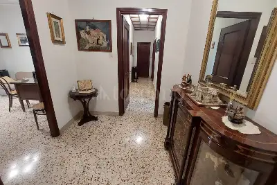 Casa in vendita, Via Raffaello, Palermo