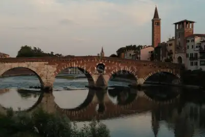 Casa in vendita, Lungadige Sammicheli, Verona