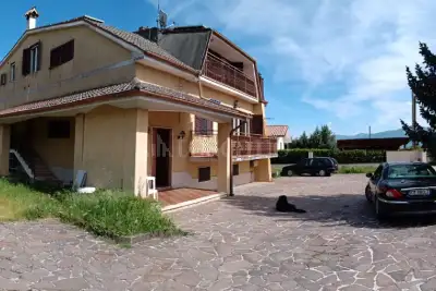 Casa Indipendente in vendita, Via Elia Micangeli, Avezzano