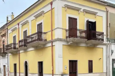 Casa Indipendente in vendita, Via Libertà, San Ferdinando di Puglia