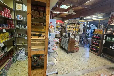 Negozio in vendita, VIA DI PIETRALATA , Roma