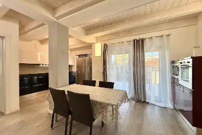 Casa in vendita, Via Goldoni, Peschiera del Garda