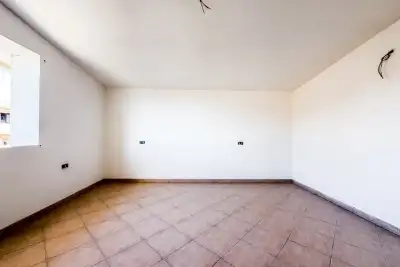 Casa in vendita, Via Ferrara, Olbia