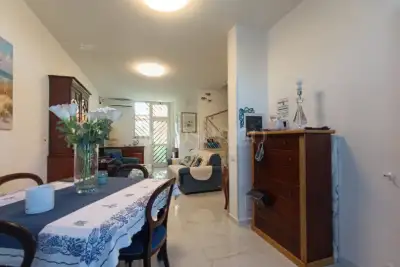 Villino a Schiera in affitto, Via Venezia, Anzio