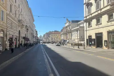 Casa in vendita, Via Nazionale, Roma