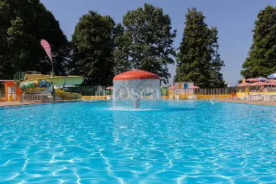 Attività Commerciale in vendita, Via del Laghetto , Limbiate