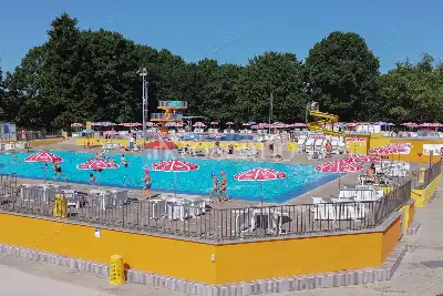 Attività Commerciale in vendita, Via del Laghetto , Limbiate