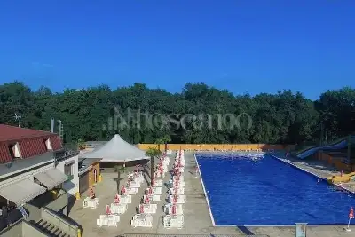 Attività Commerciale in vendita, Via del Laghetto , Limbiate