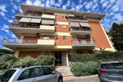 Casa in vendita, Via Cassia, Roma