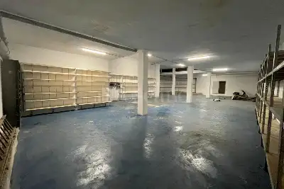 Magazzino in vendita, Viale Piave interna, Brescia