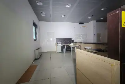 Negozio in vendita, Piazza Giovanni Paolo II , San Vito dei Normanni