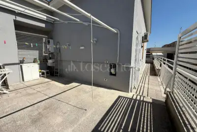 Attico in vendita, Via Edoardo Jenner, Roma