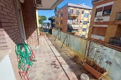 Casa in vendita, Via Valdagno, Roma