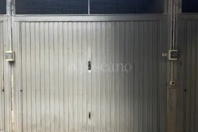 Casa in vendita, Via Giacomo Peroni, Roma